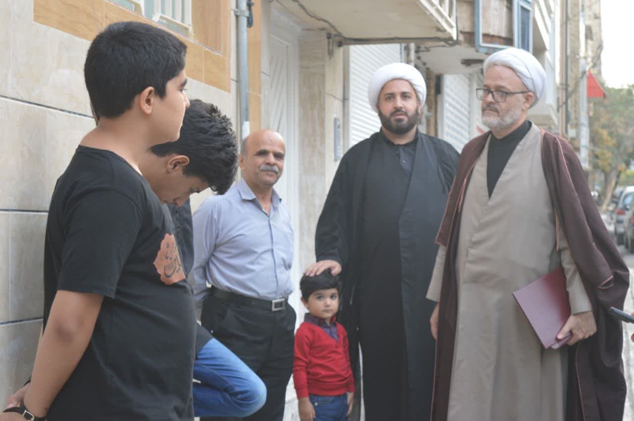 تجليل از خانواده شهيد محمد هادي طاهري در ويژه برنامه «قرار ارادت»