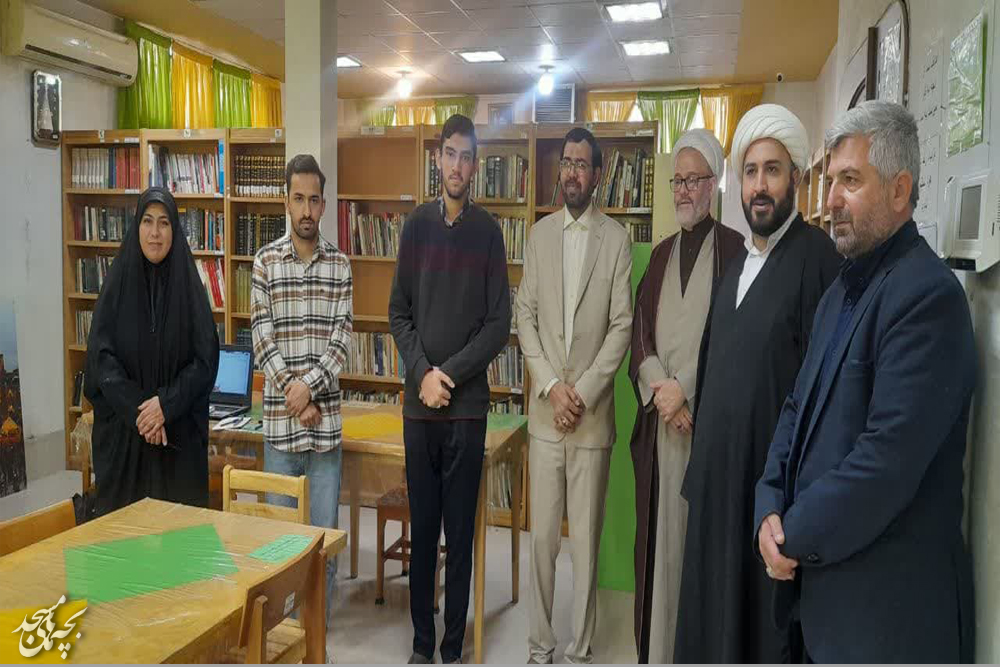 کتابخانه هاي کانون هاي مساجد مرکز رشد و پرورش علمي و ديني بايد باشند
