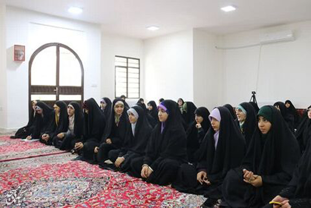 فعالان فرهنگي به دنبال ايده‌هاي نو براي جذب نوجوانان به مسجد باشند